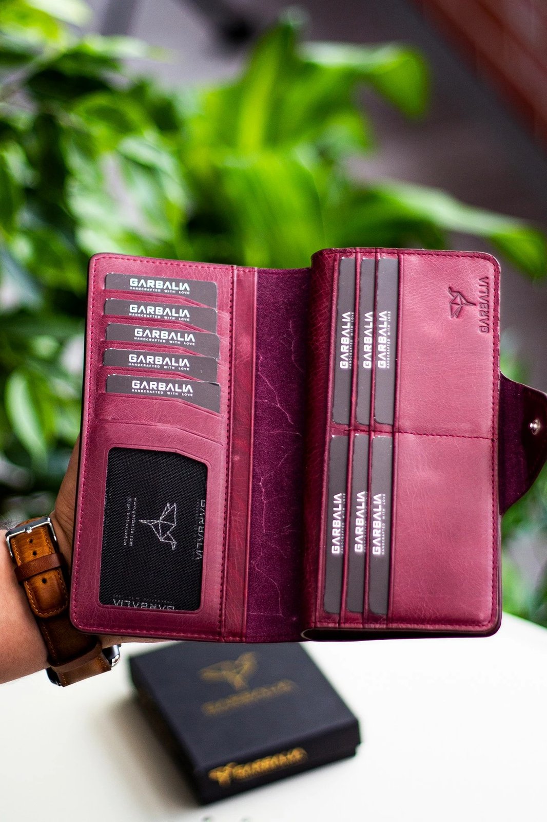 Portofol unisex, lëkurë natyrale, ngjyrë e kuqe Claret, Zoozie Bags, Axel