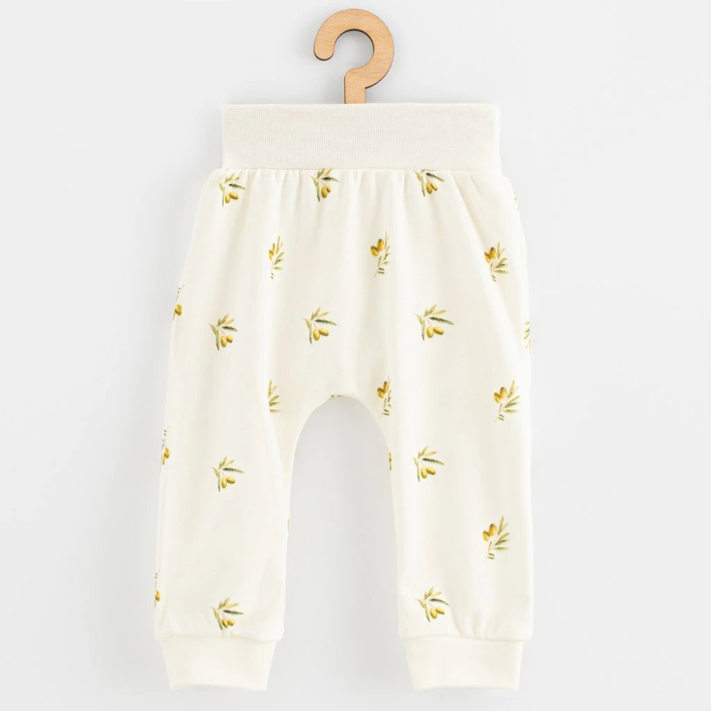 Pantallona bebe, NEW BABY, Olives, 100% pambuk organik, madhësia 80 (9-12m), bezhë