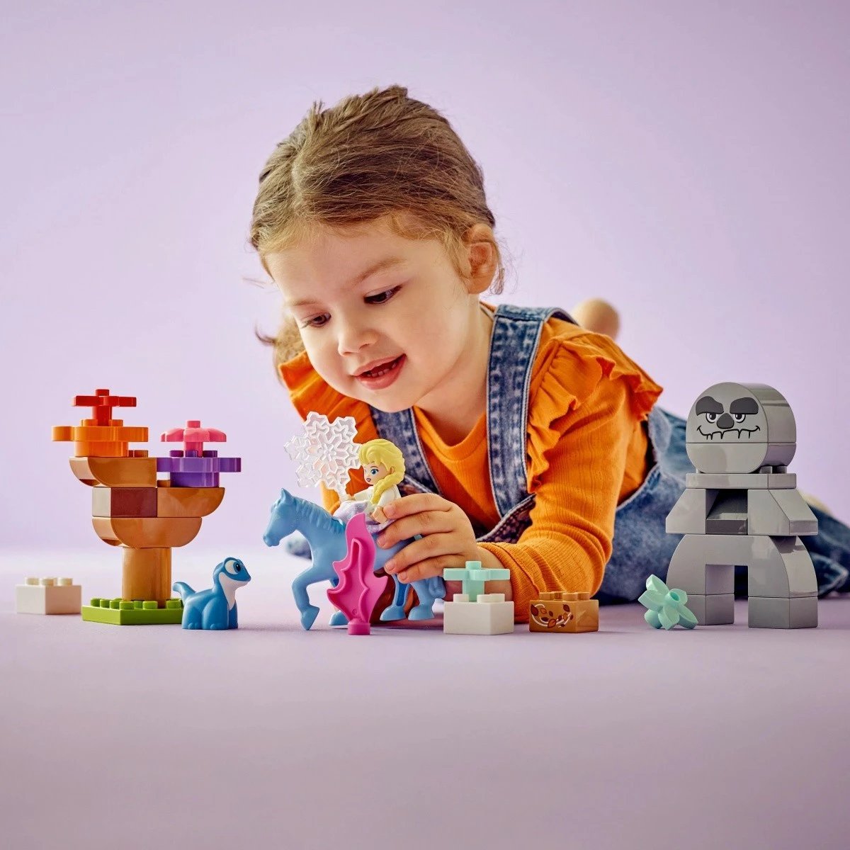 Set lodrash LEGO DUPLO Disney Frozen 2, Elsa dhe Bruni në Pyllin Magjik, 31 pjesë, për fëmijë 2+ vjeç Set lodrash LEGO DUPLO Disney Frozen 2, Elsa dhe Bruni në Pyllin Magjik, 31 pjesë, për fëmijë 2+ vjeç
