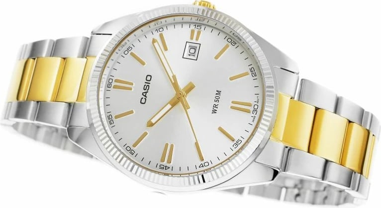 Orë dore për meshkuj Casio, argjend e ar