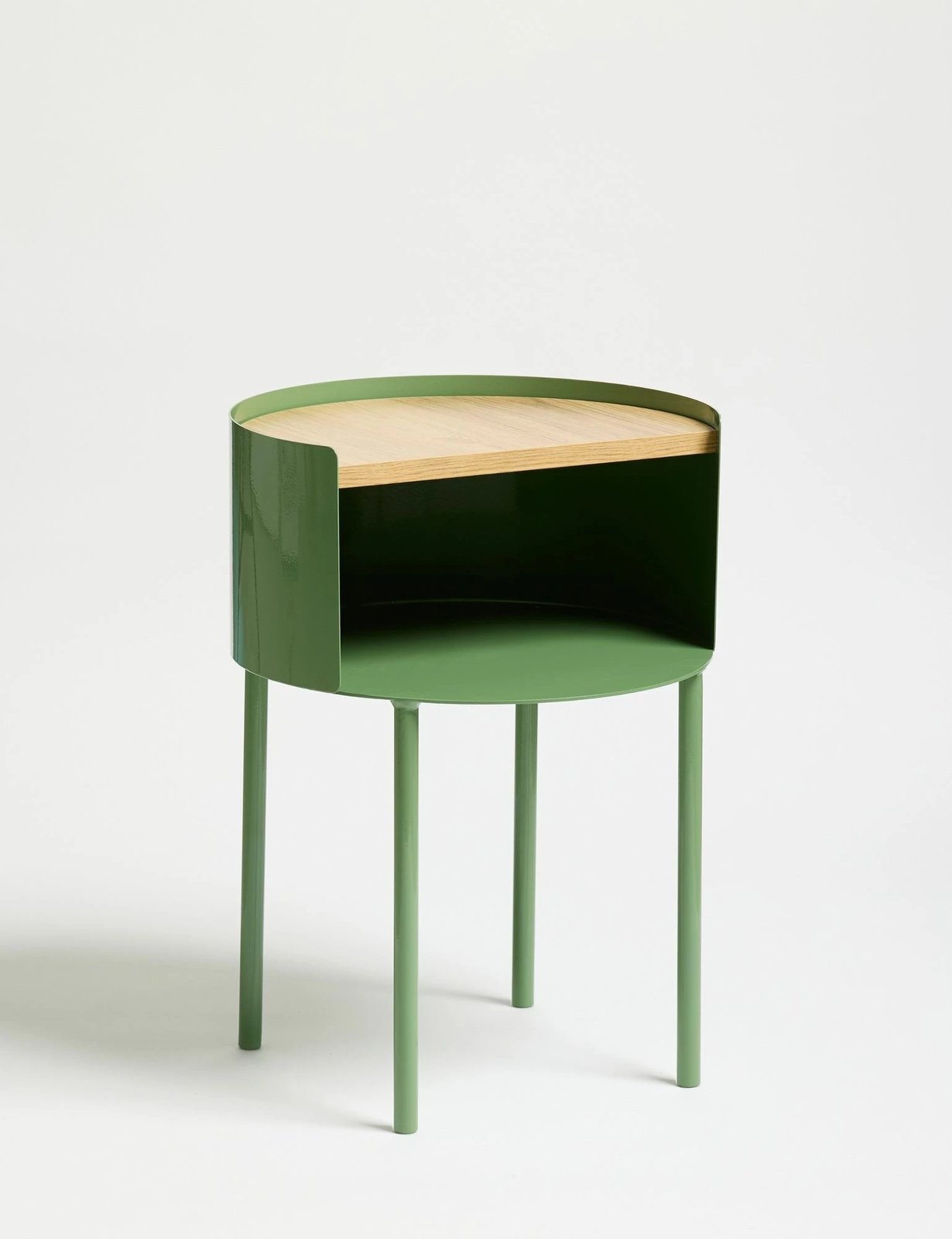 Tavolinë anësore Skye Decor, ngjyrë matcha, Espen