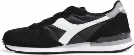 Atlete Diadora për meshkuj, të zeza dhe të bardha