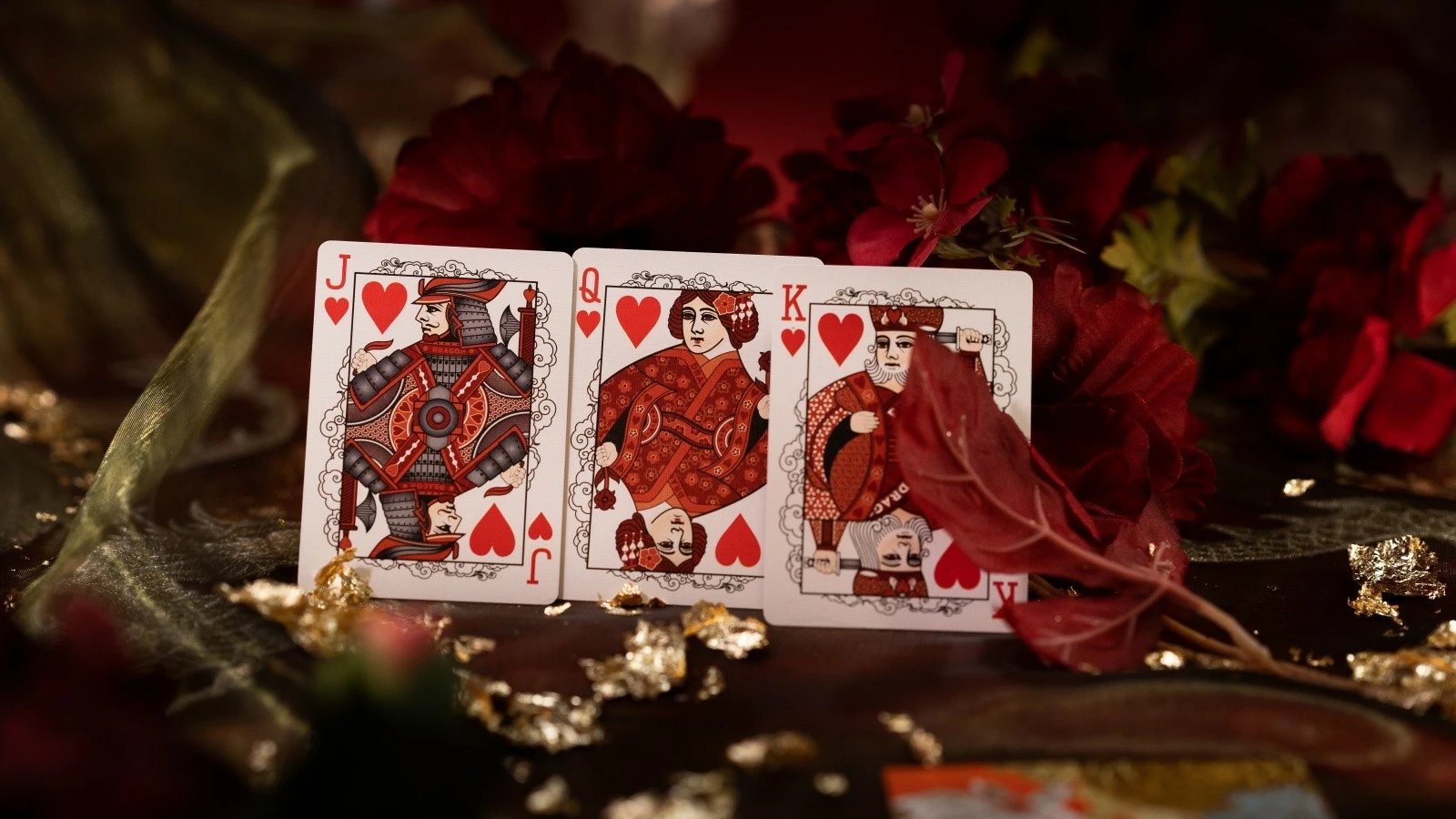 Letra loje Bicycle Red Dragon Cards 2024, 52 copë, e kuqe