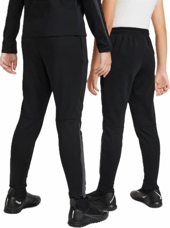 Pantallona sportive Nike për meshkuj, të zeza