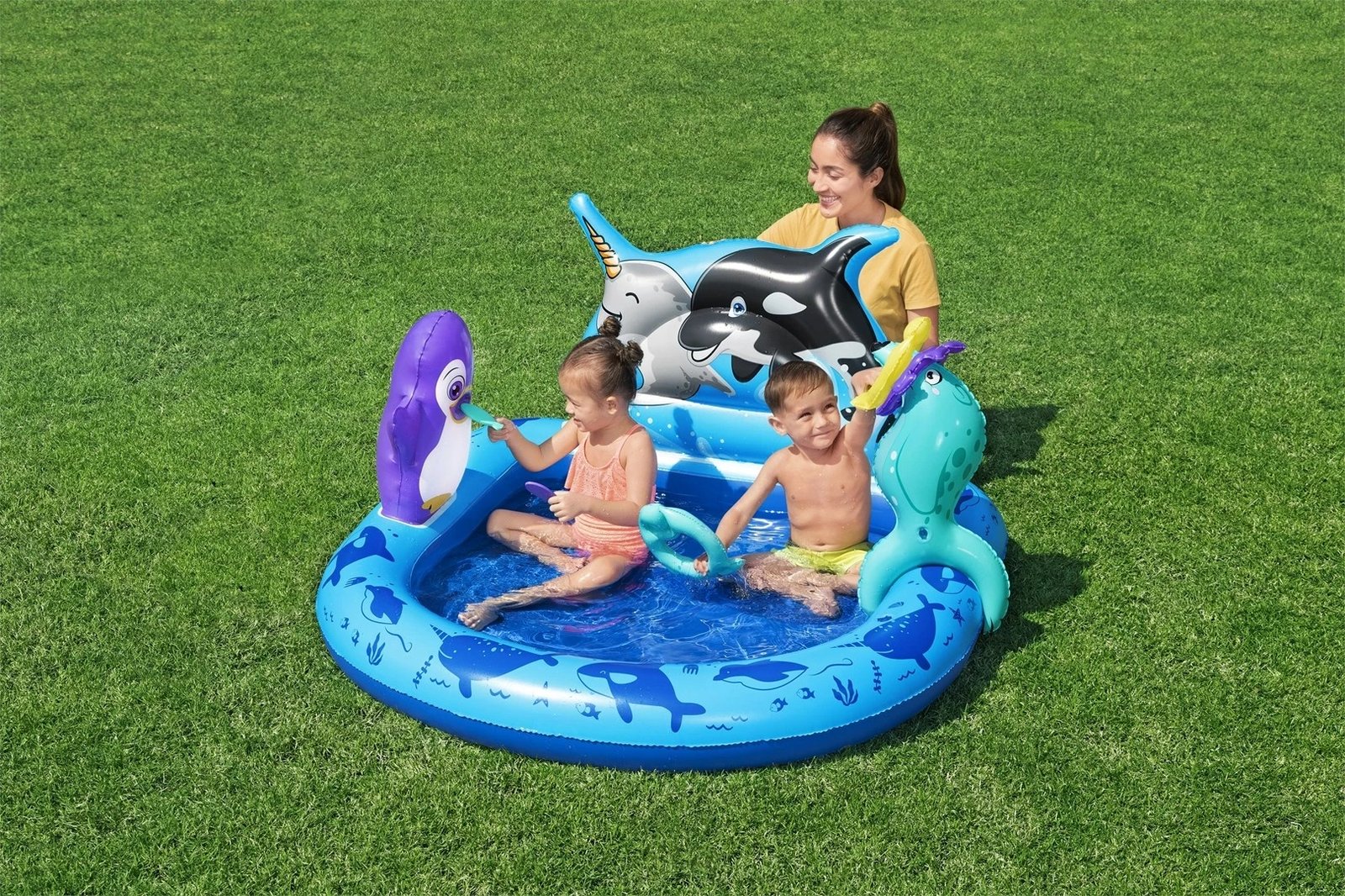 Qendër loje uji e fryrë për fëmijë Bestway Polar Pals, 1.34 m x 1.31 m x 73 cm, Blu