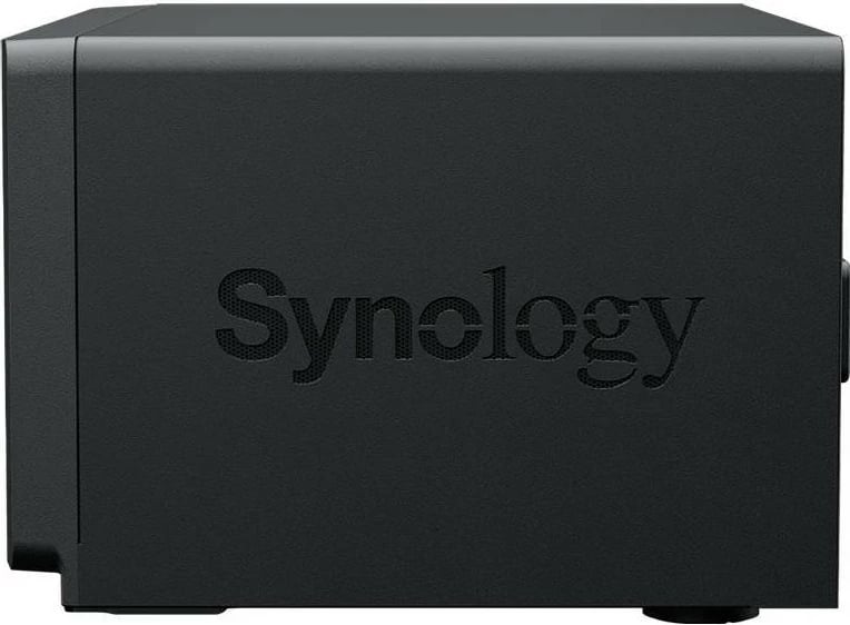 NAS Synology DS1825+, 8GB RAM, 10 vende për hard disk, M.2 NVMe, i zi