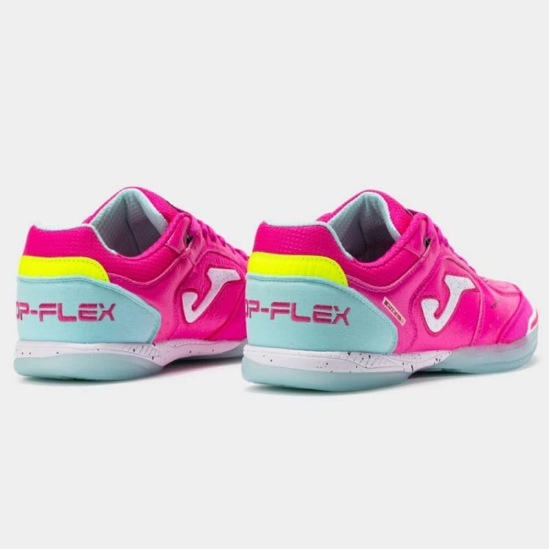 Atlete futbolli Joma, rozë