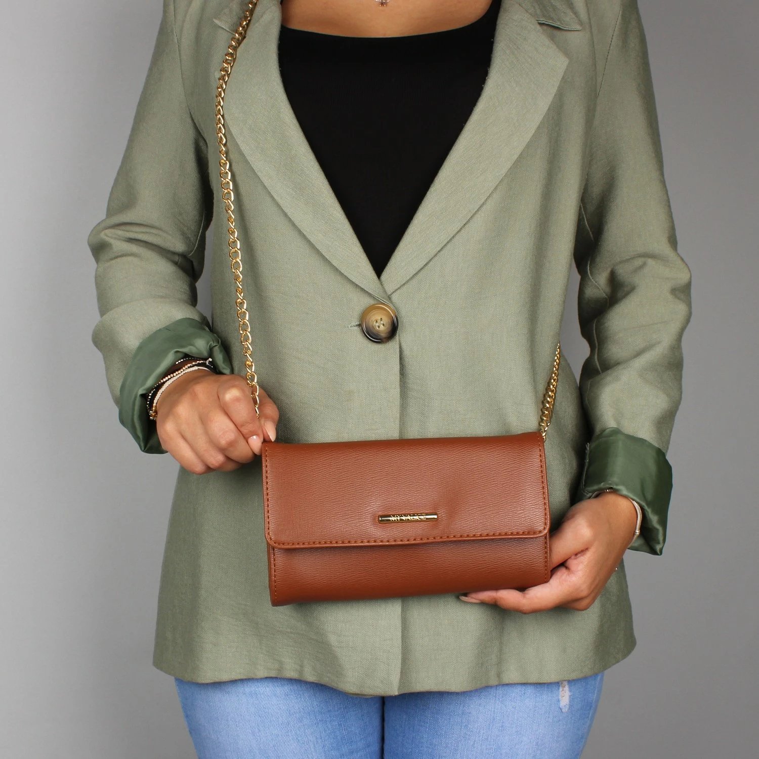 Kuletë crossbody prej lëkure, ngjyrë tan, zinxhir, Zoozie Bags, 1418