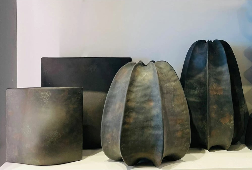 Vazo Thalis, qeramike, e zezë, 28x28x42 cm