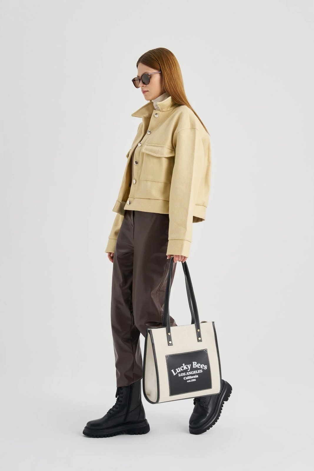 Çantë tote Lucky Bees, e zezë-krem, 376
