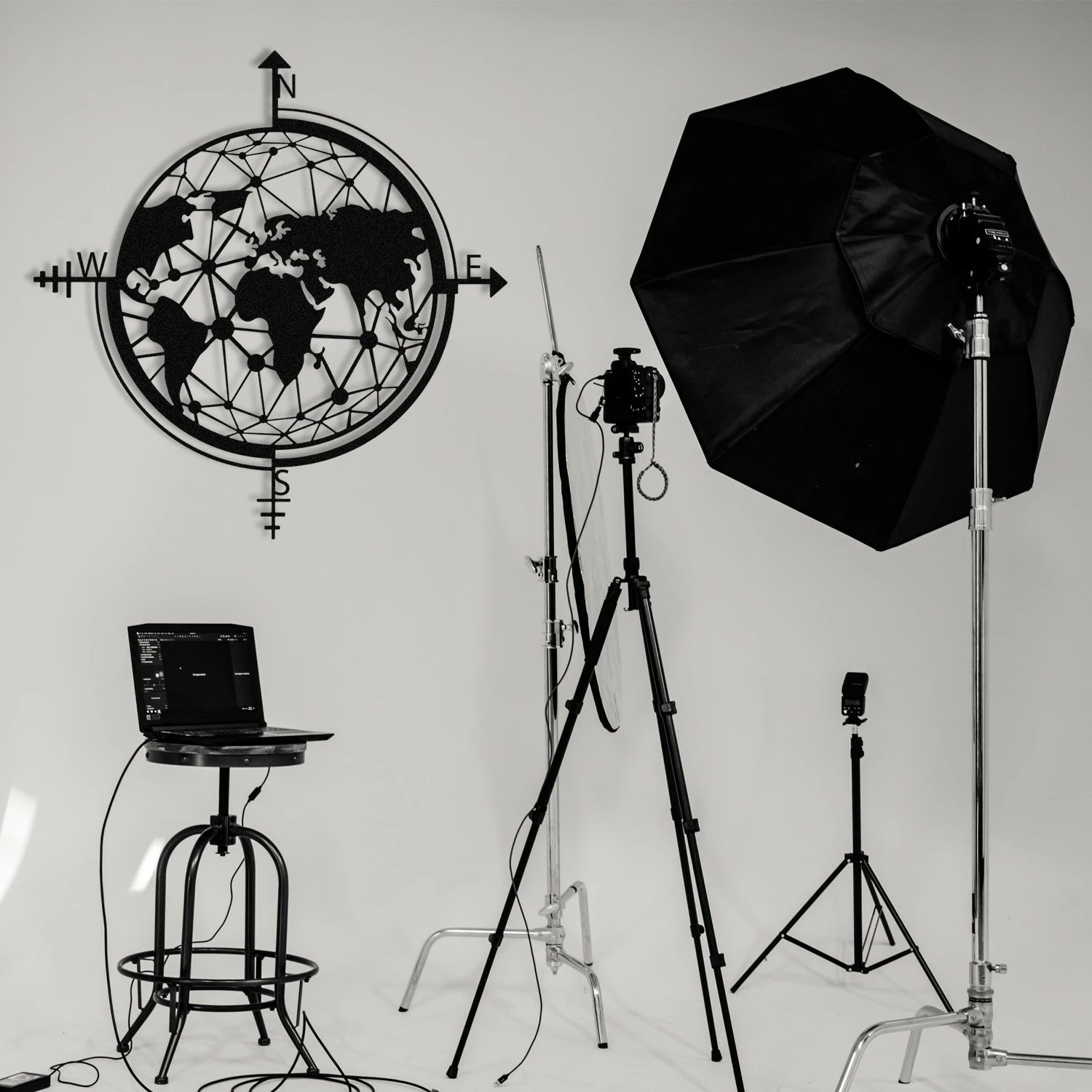 Aksesor dekorativ metalik për mur, hartë bote, Wallity