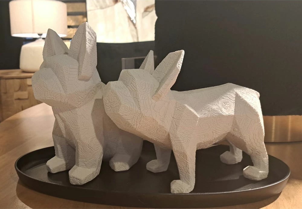 Dekor qen Monty A, i bardhë, polirezine, 23x12x18cm Dekor qen Monty A, i bardhë, polirezine, 23x12x18cm