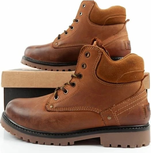 Çizme meshkujsh Wrangler, kafe