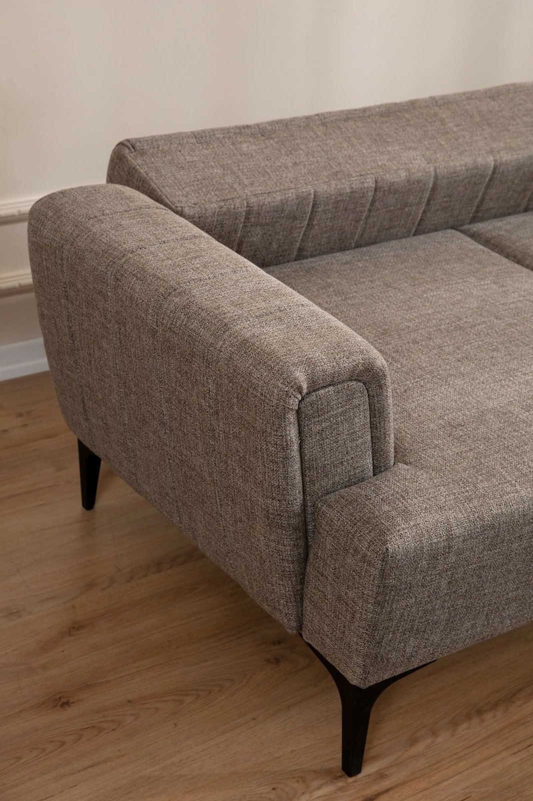 Kënd-sofë krevati Hamlet, kënd i djathtë, ngjyrë kafe e çelët