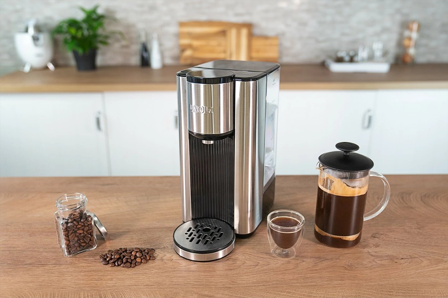 Ngrohës uji elektrik UNOLD 18615 Ava Express, 2200W, 6 temperatura, inox/zi