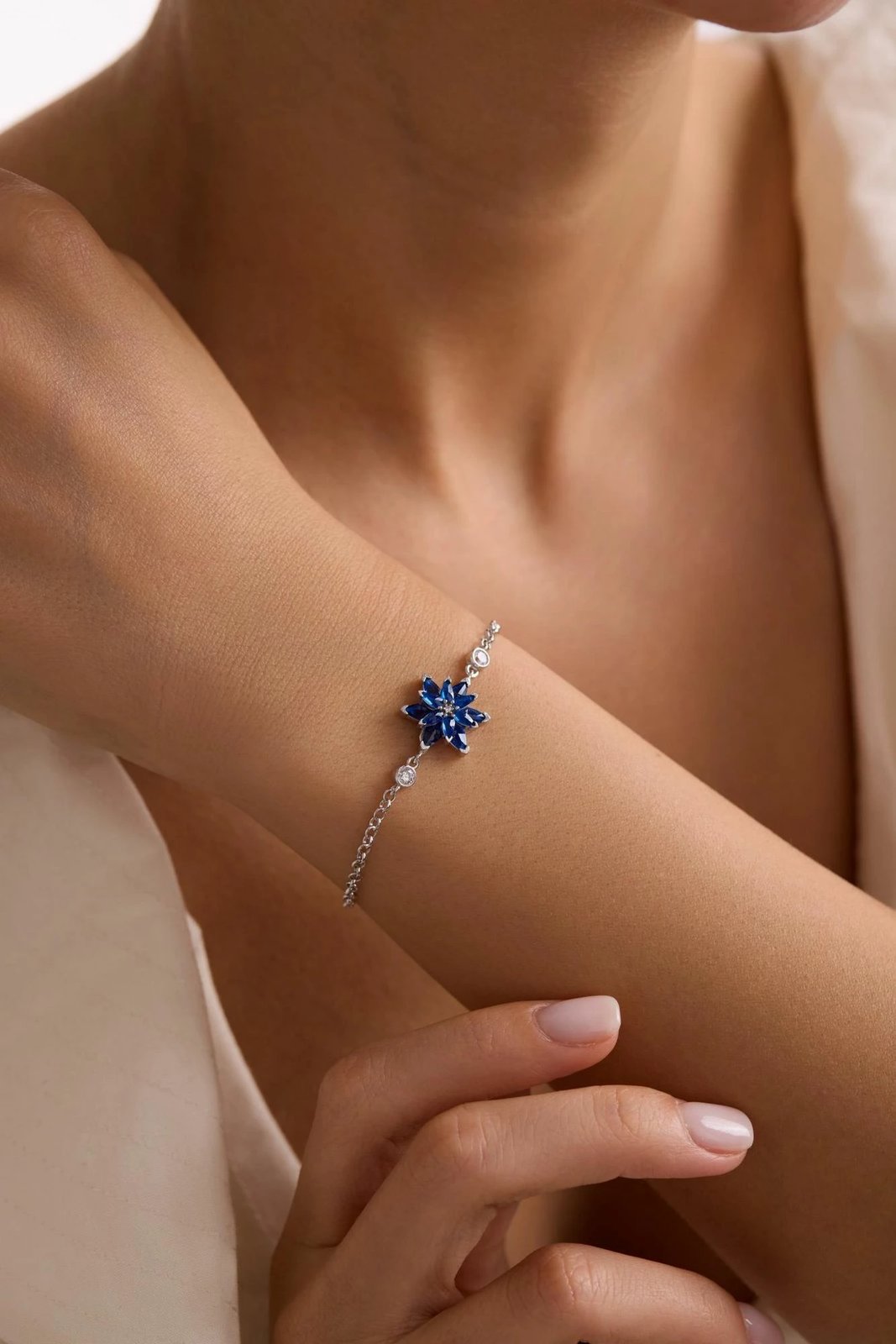 Byzylyk argjendi, ngjyrë argjendi dhe kaltër, Jumeon, NRZ1000454