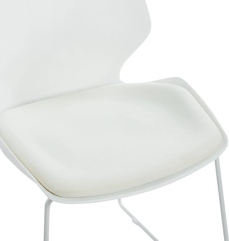 Karrige vizitori për zyre, PP e bardhë, jastëk ngjyrë fildishi, 47x52x85cm