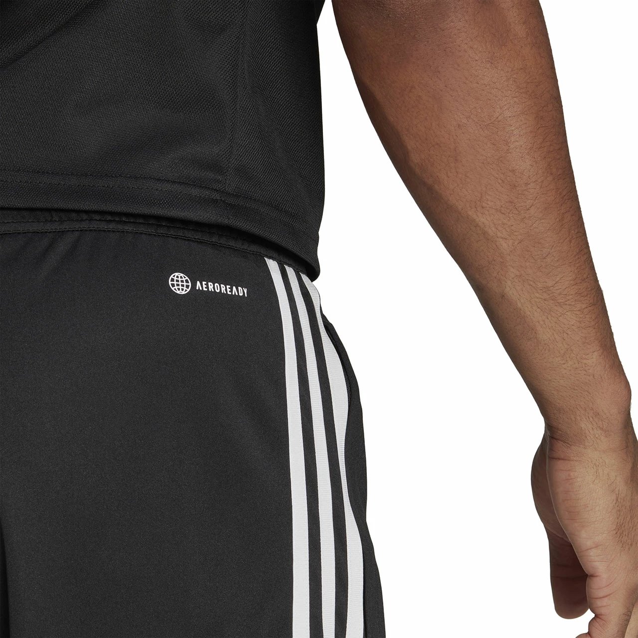 Shorce për meshkuj adidas, të zeza