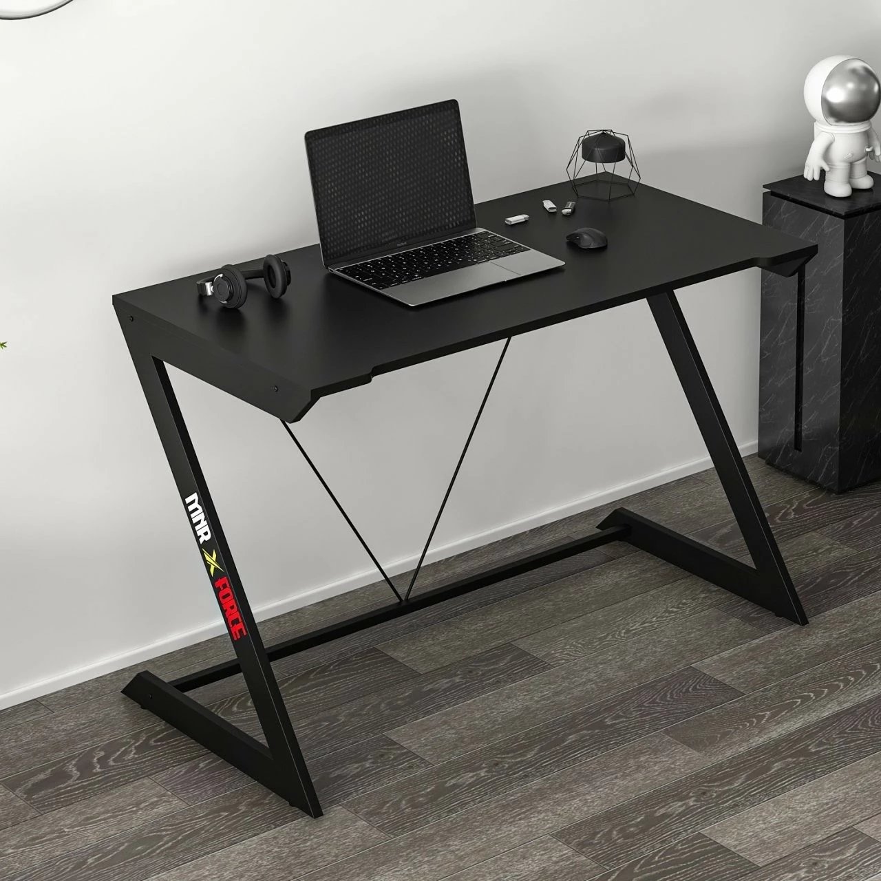 Tavolinë gaming Skye Decor, e zezë