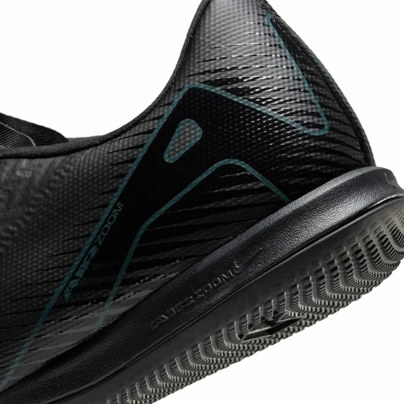 Atlete futbolli për meshkuj Nike, të zeza