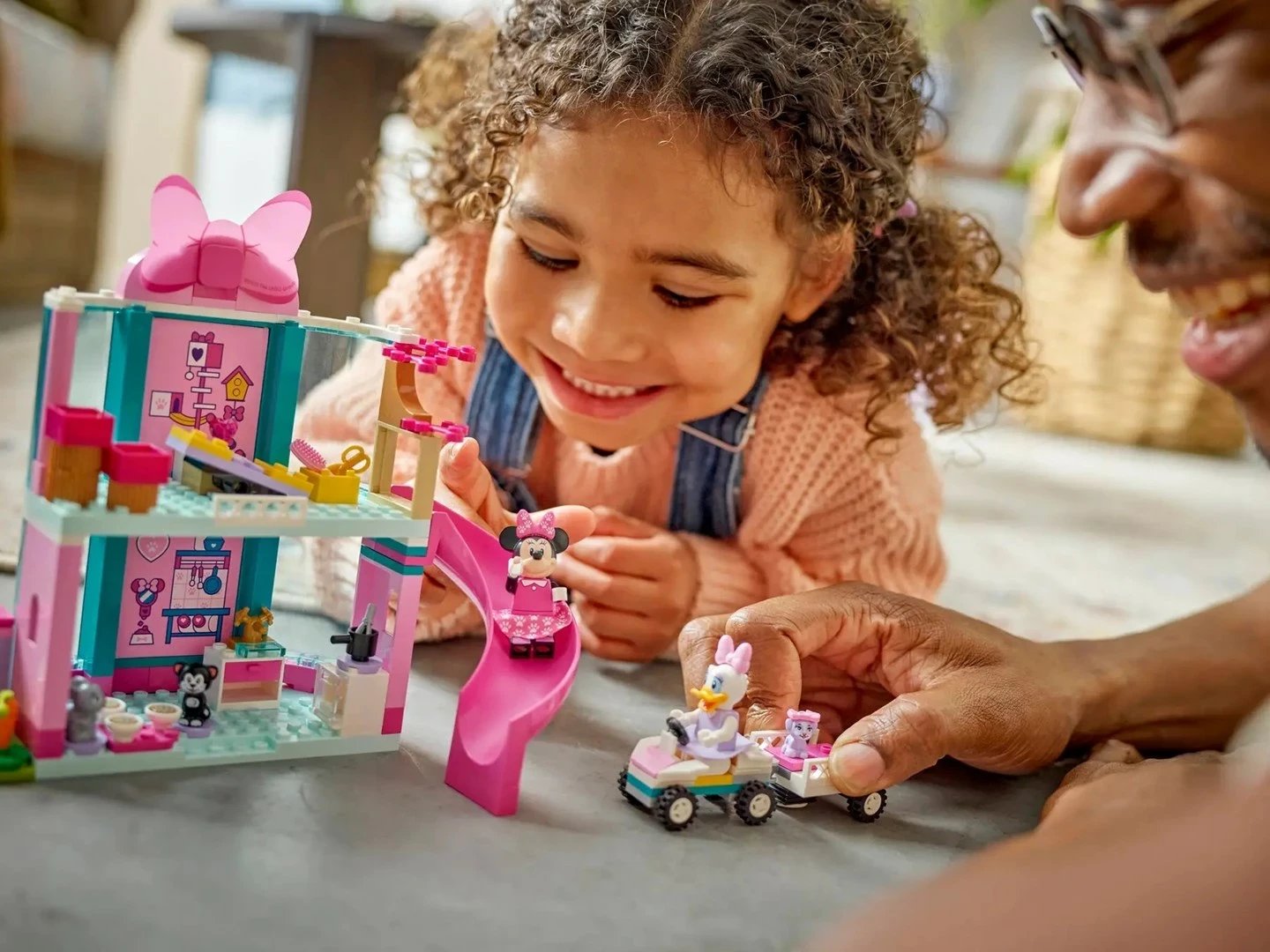 Set lodrash LEGO Disney 43274 Minnie's Pet Hotel, 161 pjesë