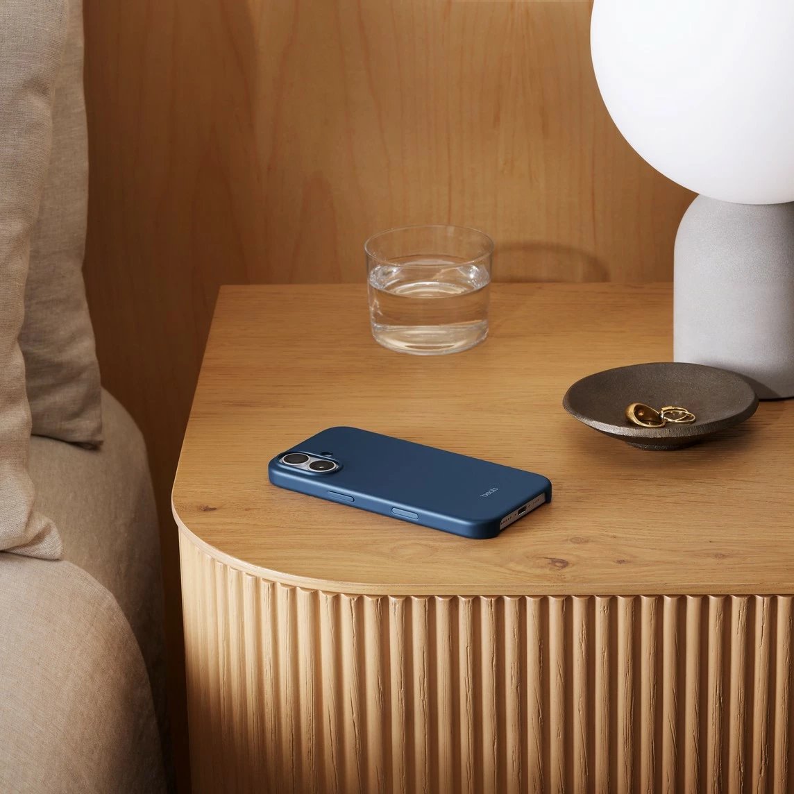 Mbështjellës Apple Beats për iPhone 17, MagSafe, Panel kontrolli kamere, 6.3", Granit Blu