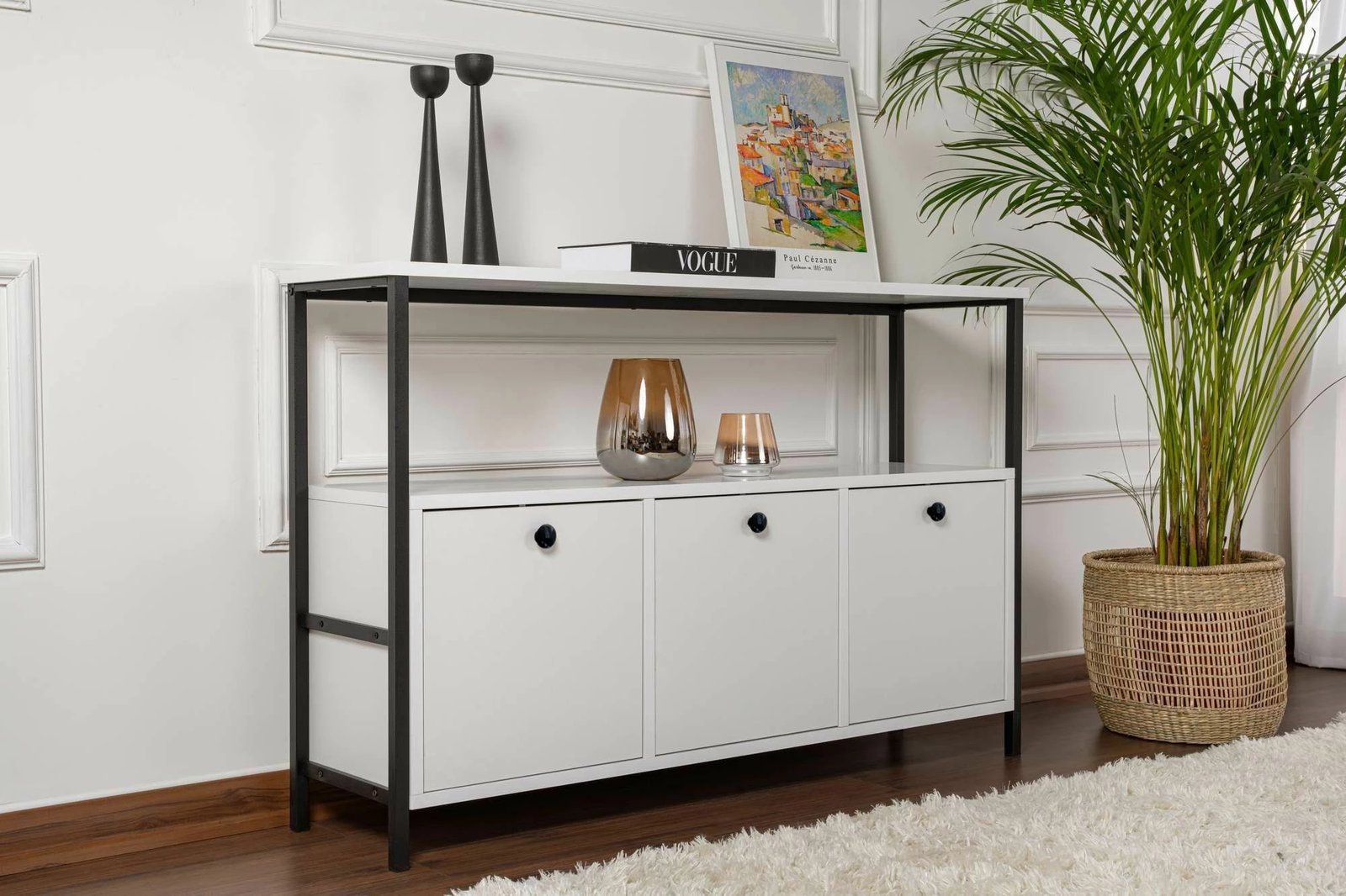 Konsol Nordure, Solace, e bardhë, e zezë