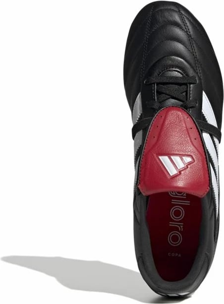 Atlete futbolli për meshkuj adidas, të zeza