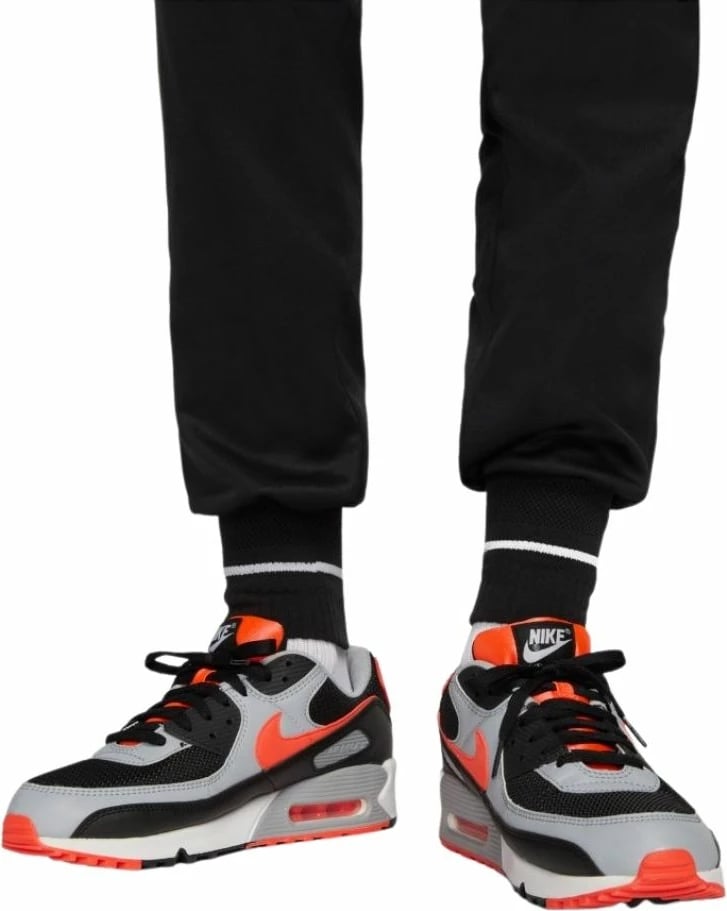 Pantallona sportive Nike për meshkuj, të zeza