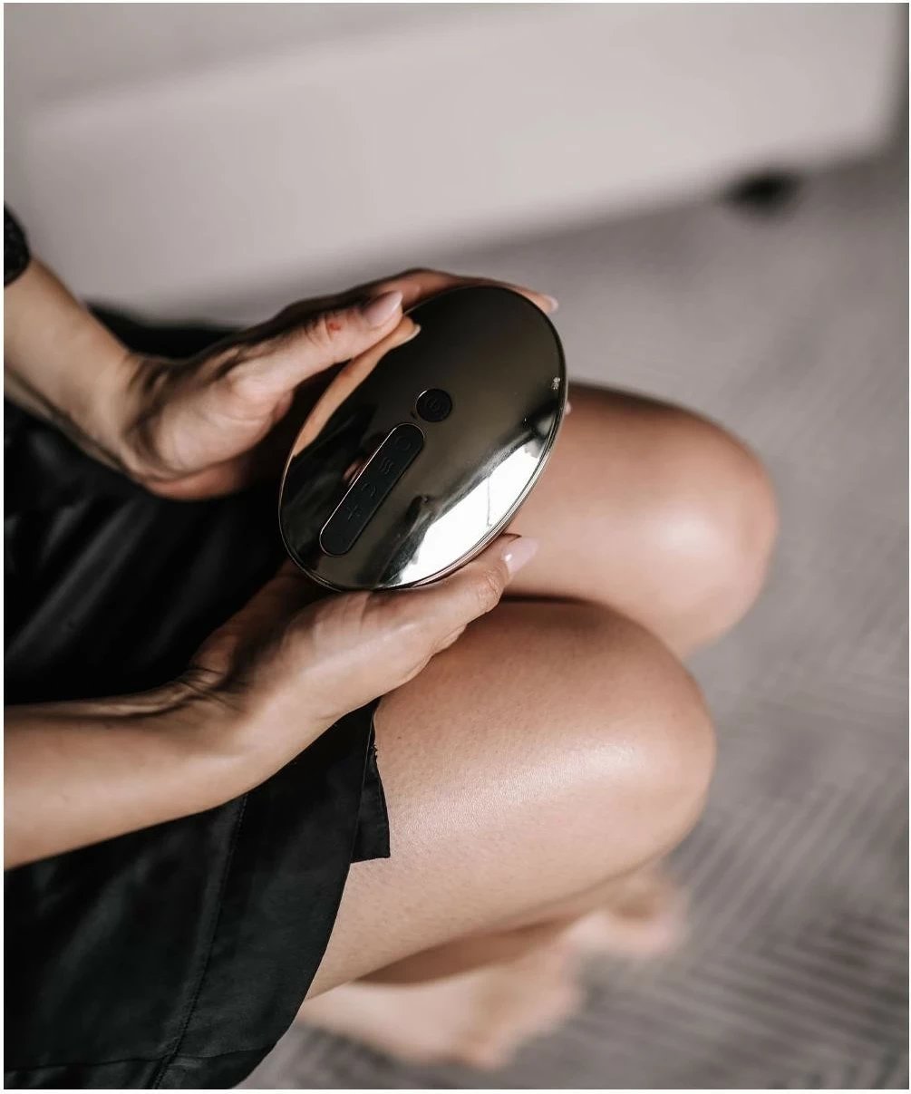 Masazhator trupit dhe fytyrës Beautifly Therm Body Revive, 10 nivele intensiteti, 3 nivele temperature, ngjyrë e artë