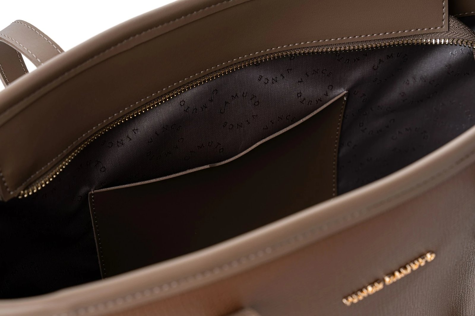 Torbë tote Vince Camuto, Taormina, ngjyrë mink e errët