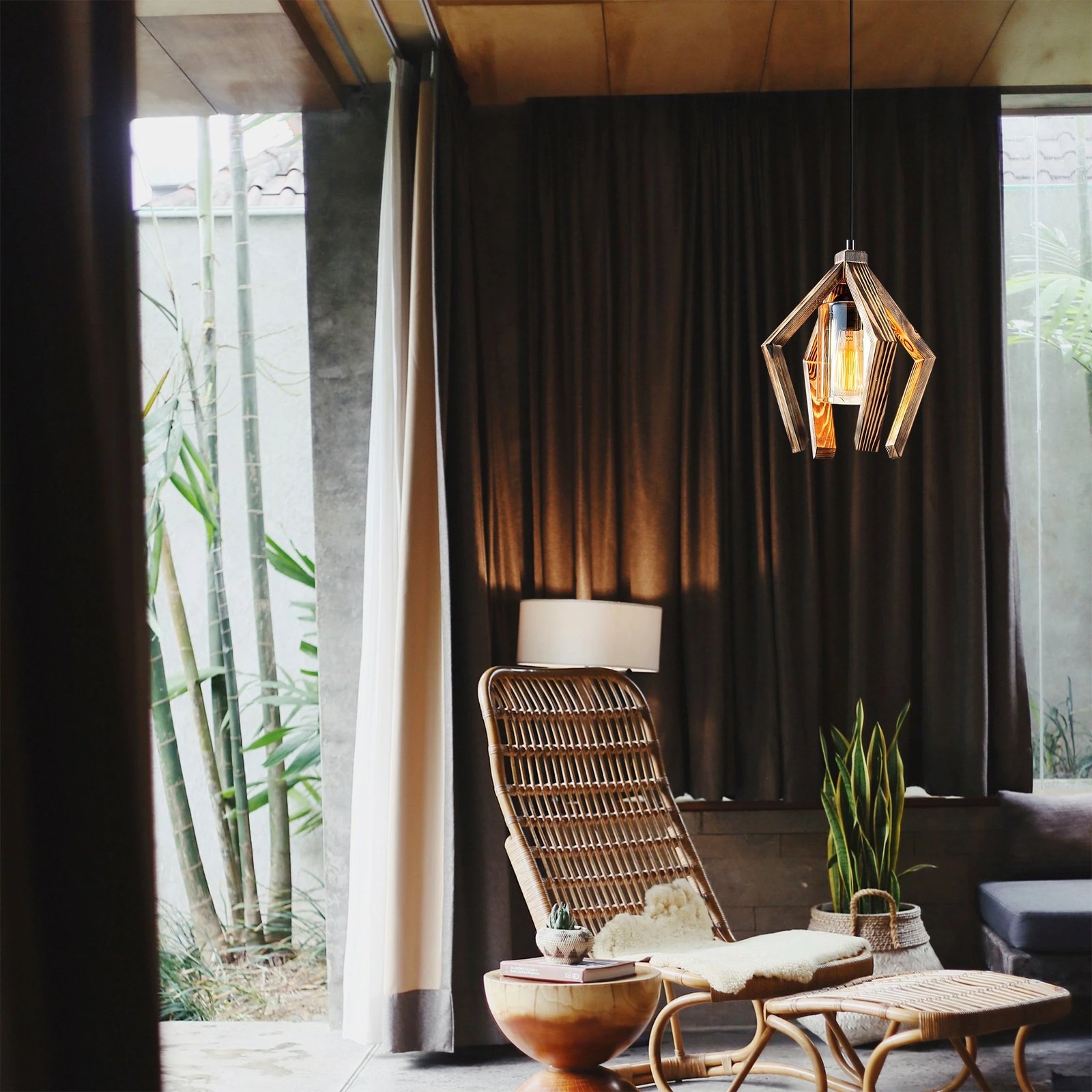 Llambë tavani prej druri, Opviq Erebos - 109-AV, e zezë, 28x28cm, lartësi 105cm