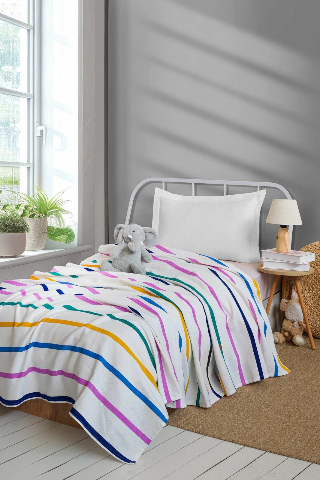 Pike teke Funny, ngjyrë e verdhë dhe lejla