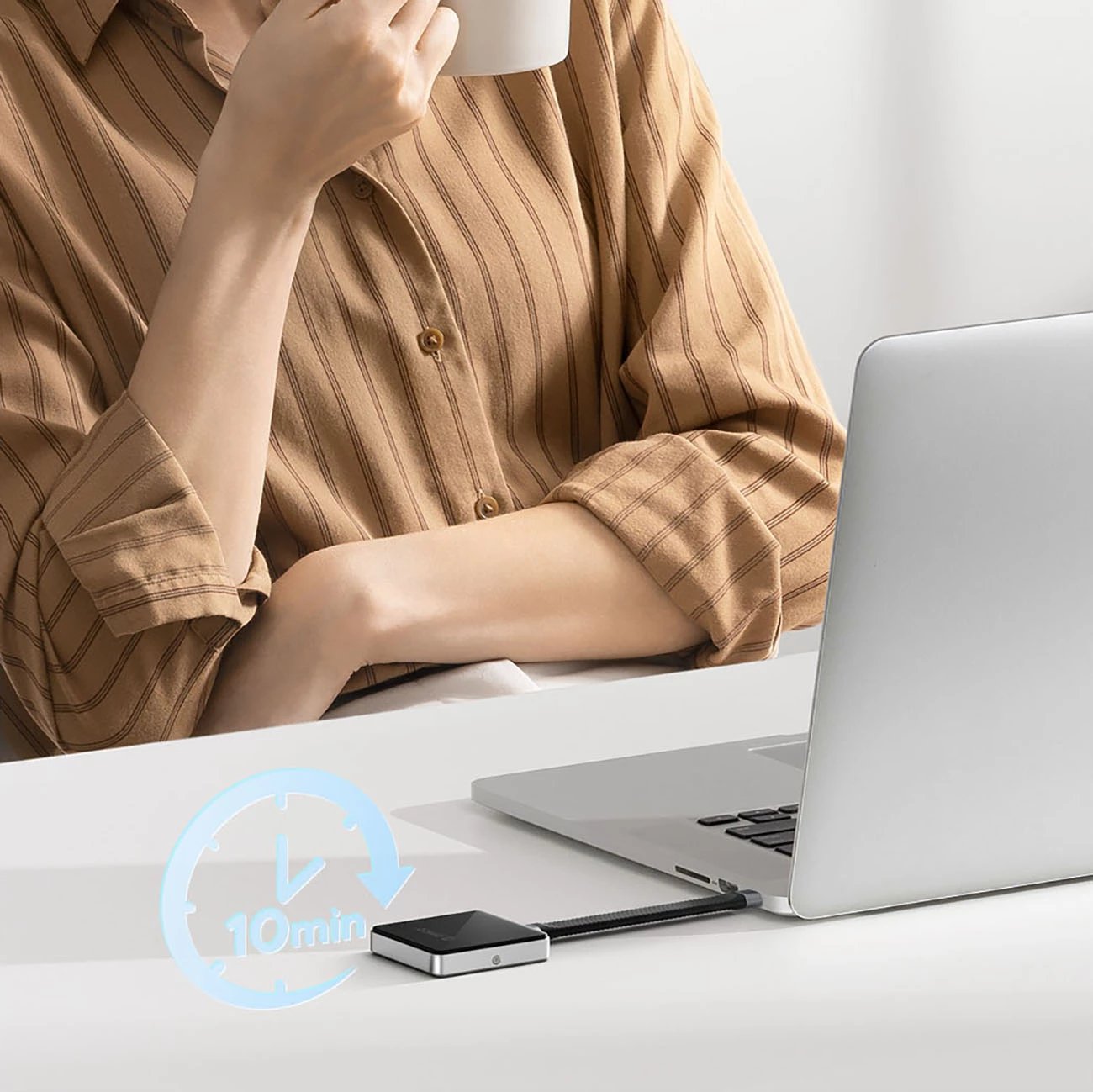 Kasë Orico AP30-G2 për SSD M.2 NVMe, MagSafe, USB-C 3.2, e zezë