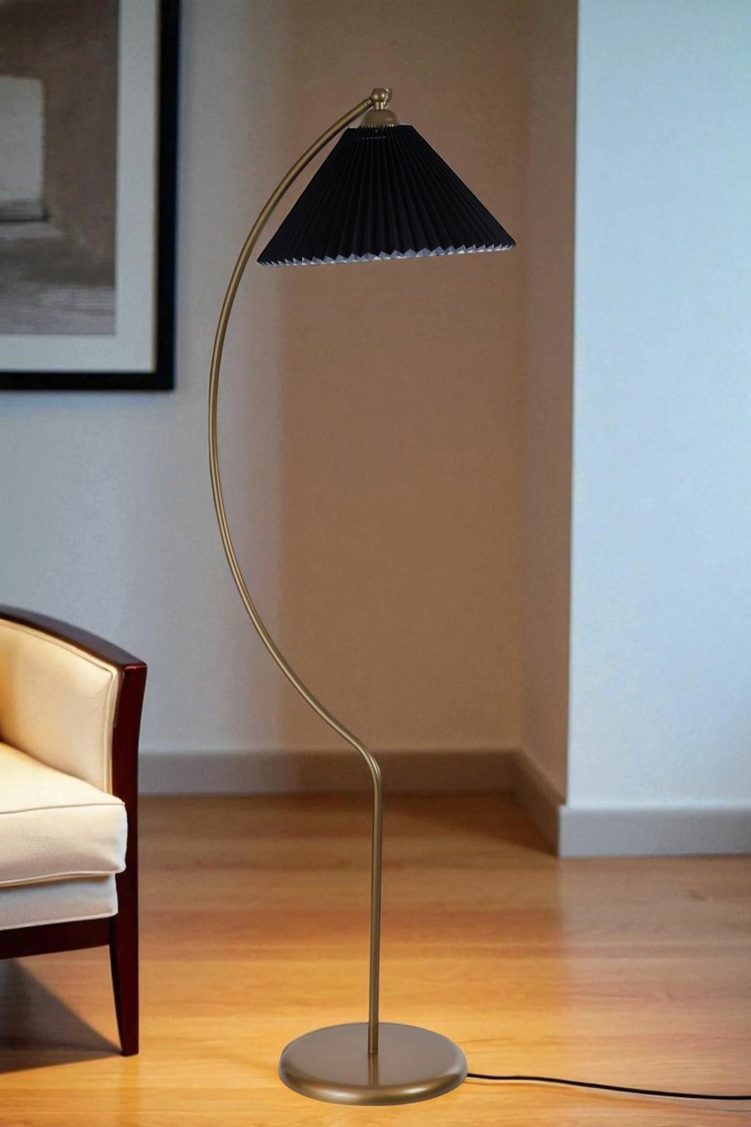 Llambë dyshemeje Opviq, 8951-8, ngjyrë e zezë dhe ari Llambë dyshemeje Opviq, 8951-8, ngjyrë e zezë dhe ari