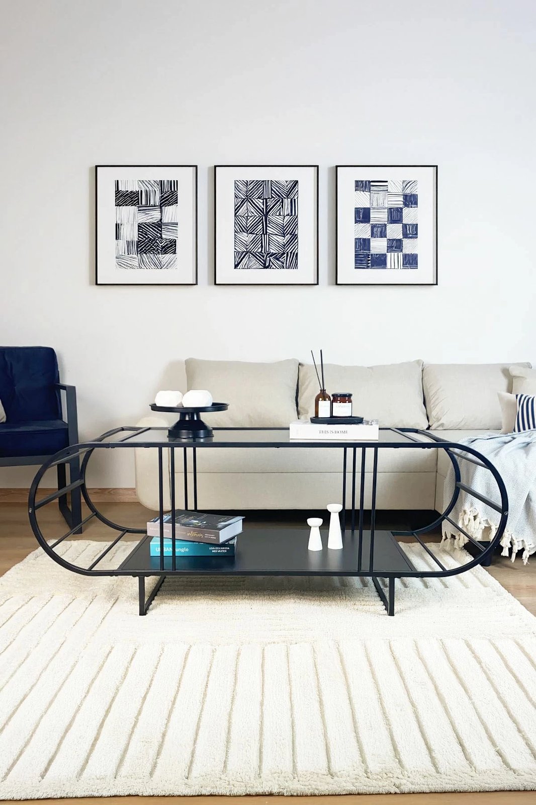 Tavolinë për kafe Hanah Home, Windy, e zezë, fume