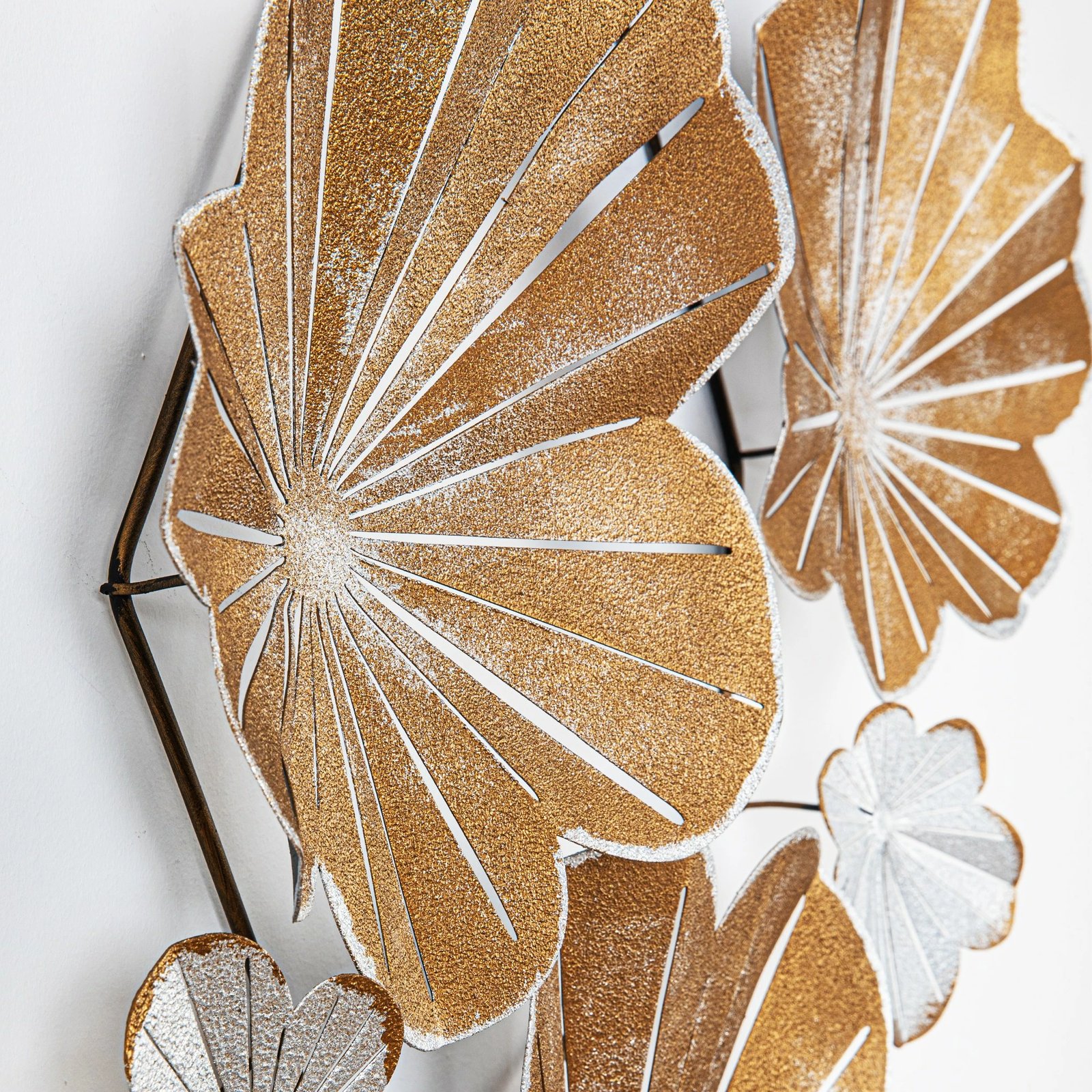 Aksesor dekorativ muri prej metali Wallity, Kadem 2, shumëngjyrësh, 125x14x61.5cm