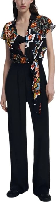 Kominoshe Desigual për femra, e zezë