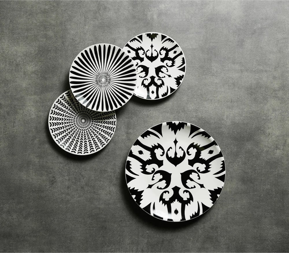 Set pjatash ëmbëlsirash, 7 copë, porcelan i bardhë e zi, 30x30x3cm