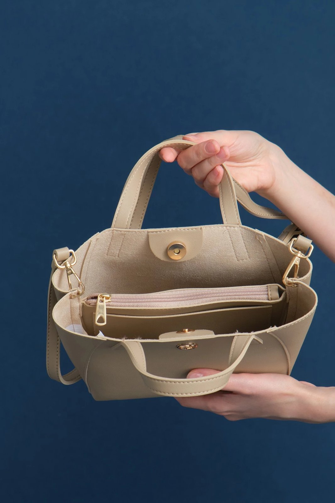 Çantë krahu Zoozie, Sofia e vogël, ngjyrë mink