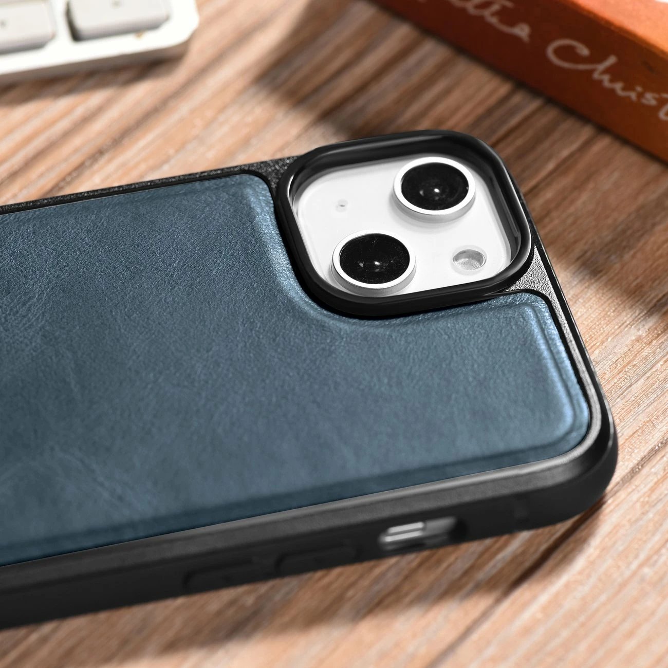 Mbështjellës iCarer për iPhone 14 Plus, lëkurë natyrale, Blu
