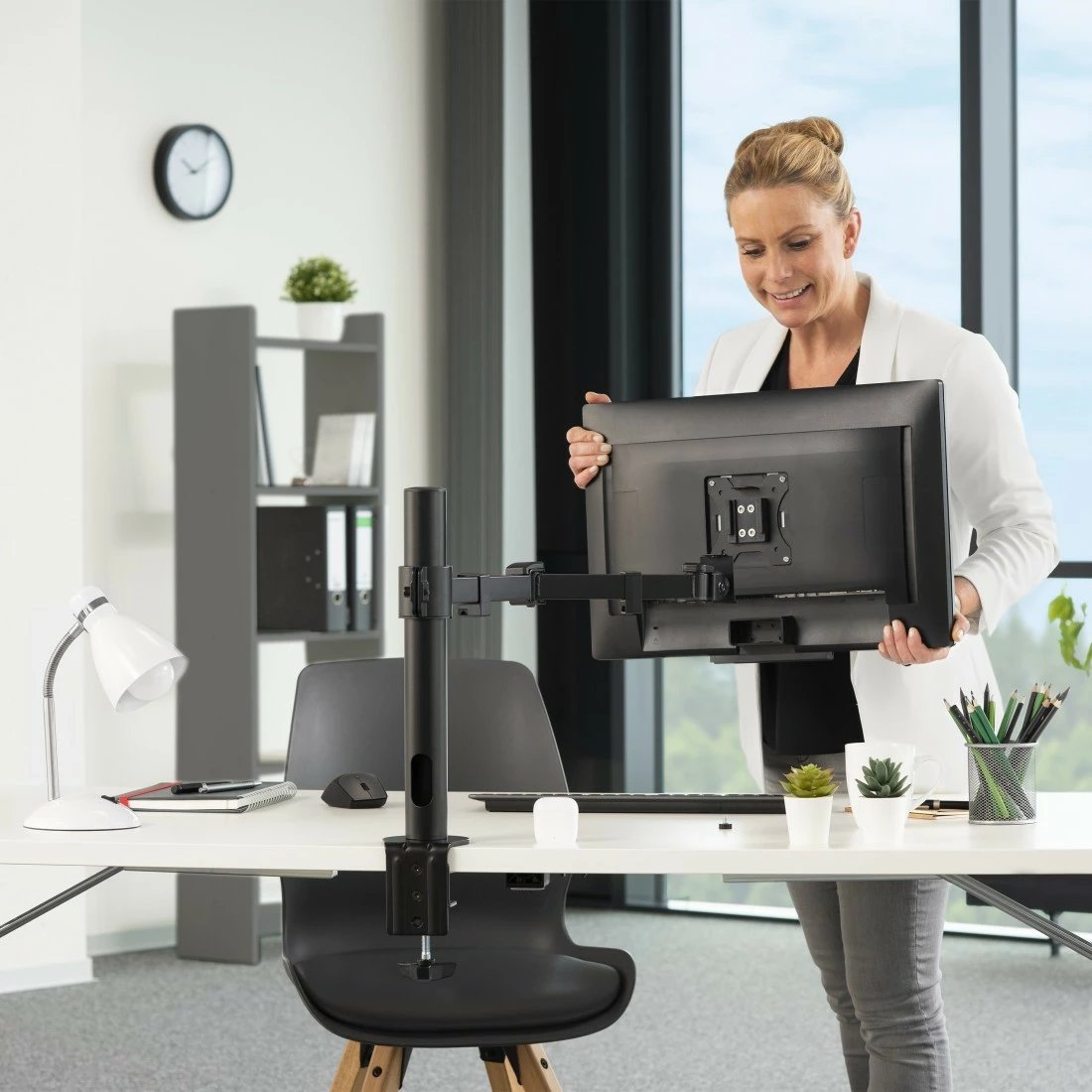 Krah monitori Hama 118493, për tavolinë, 13-35 inç, i zi