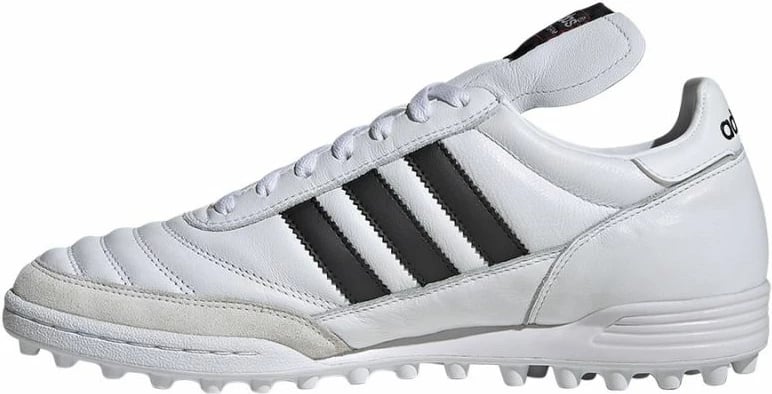 Çizme futbolli adidas për meshkuj, të bardha