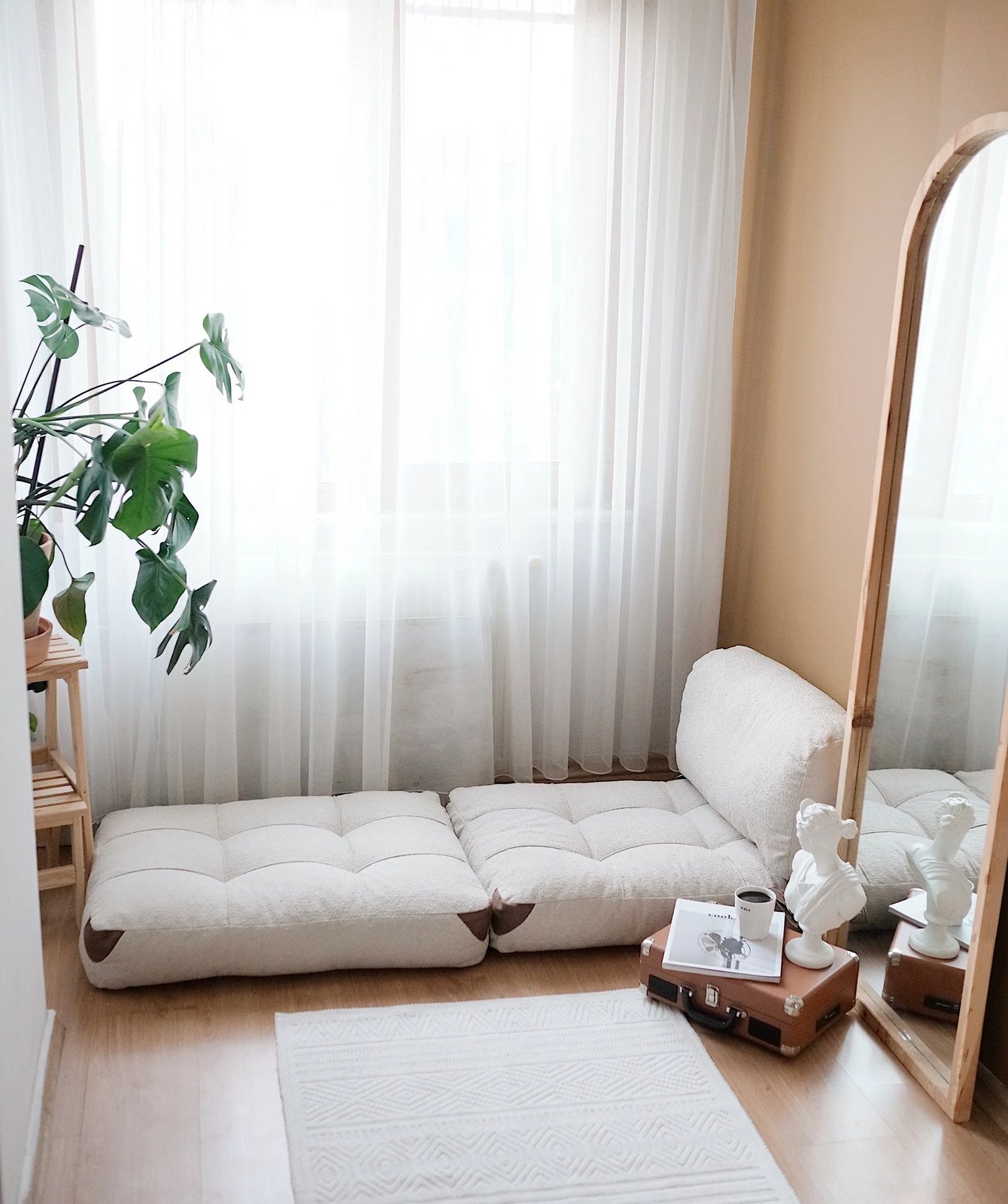 Krevati-kolltuk një vendësh, Atelier del Sofa, Teddy Fold, krem