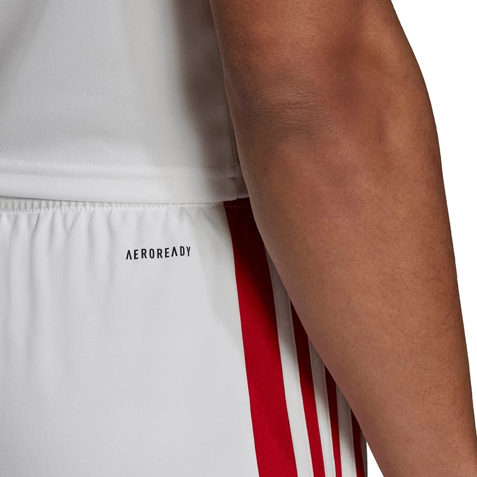 Shorce për meshkuj adidas, të bardha