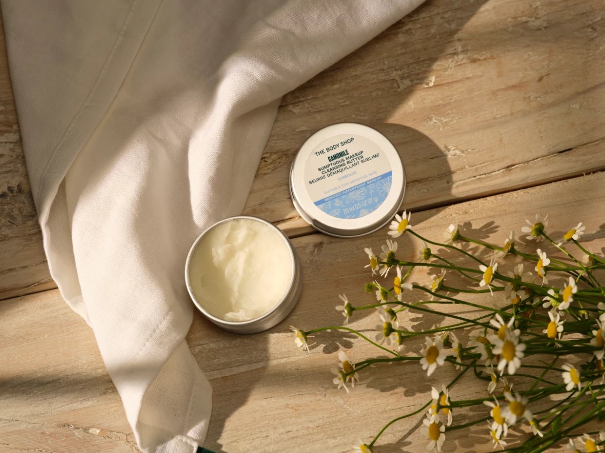 Gjalp pastrues The Body Shop Camomile, 20 ml