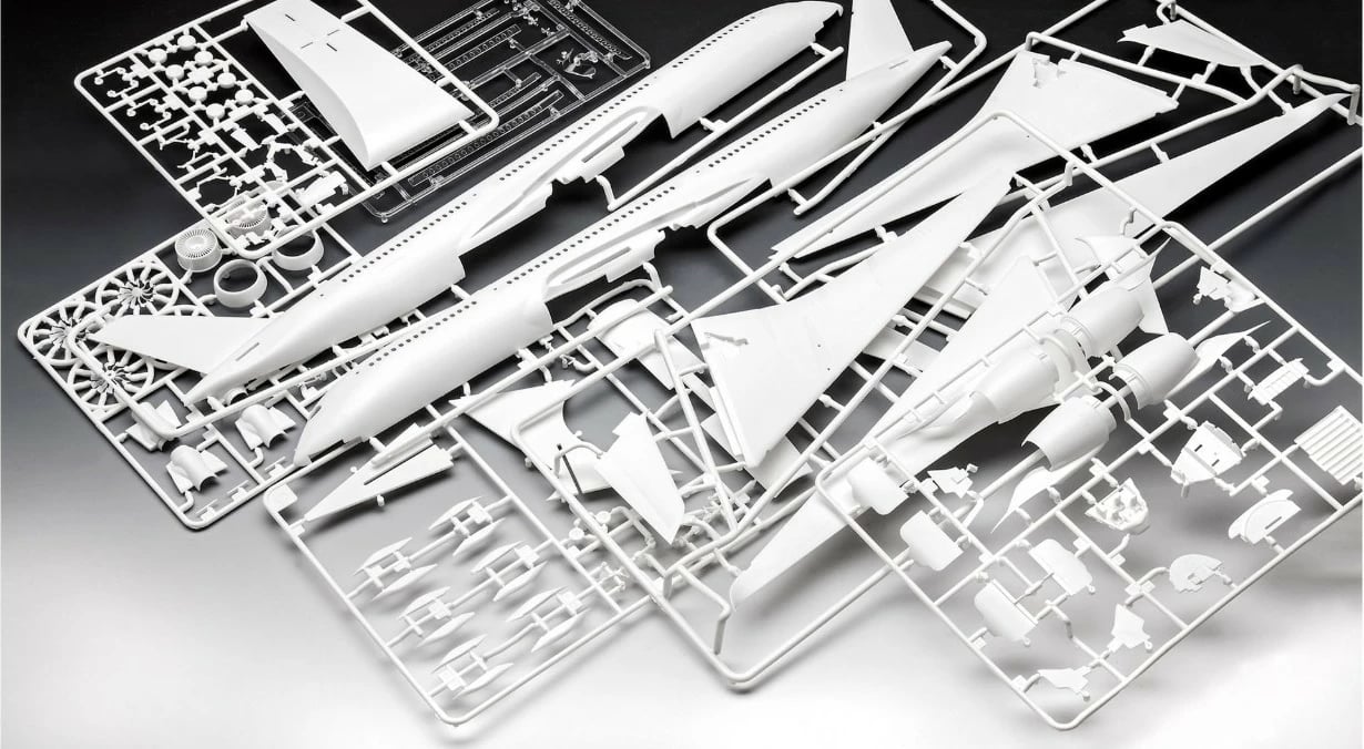 Model plastik avion Revell Airbus A350-900 Turkish Airlines, 1:144, 120 pjesë