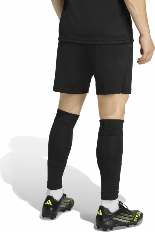 Shorce adidas për meshkuj