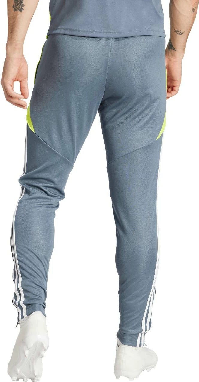 Pantallona sportive adidas për meshkuj, gri