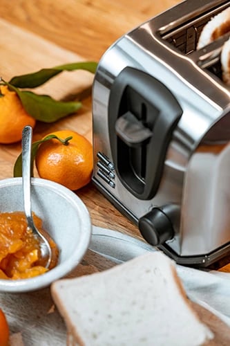 Toster Adler AD 3222, 2 feta, 7 nivele pjekjeje, 1000W, rrjetë ngrohëse për role, argjendtë